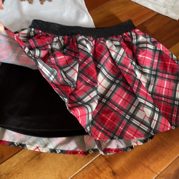 Girls skirt set plaid skirt with matching sweater - Picture 3 of 3